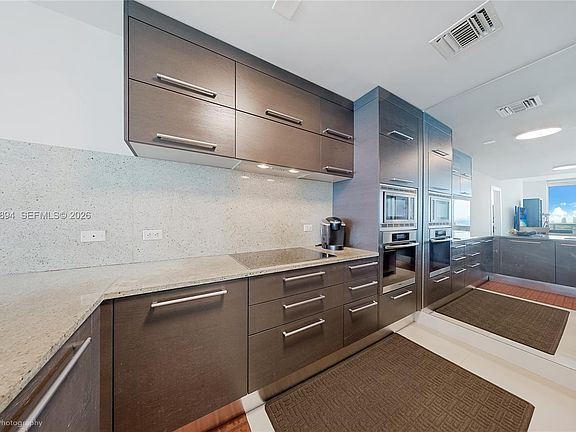 4th image of 900 Biscayne Blvd APT 2602