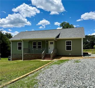 1450 Cross Country Ln, Burlington, NC, 27217