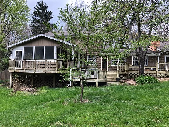 screened porch, large deck