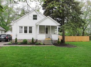 1015 Merrillville Rd, Crown Point, IN 46307