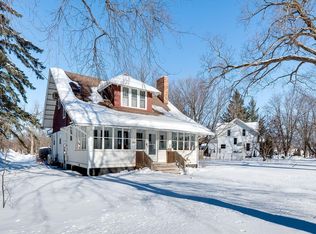 884 4th Ave SW, Faribault, MN 55021