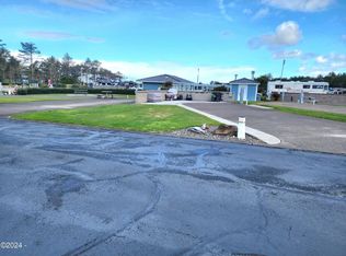 6225 N Coast Hwy #101, Newport, OR