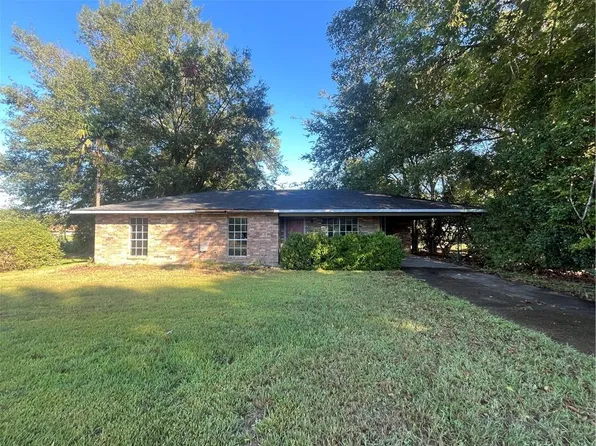 364 Tarleton St, Marksville, LA 71351