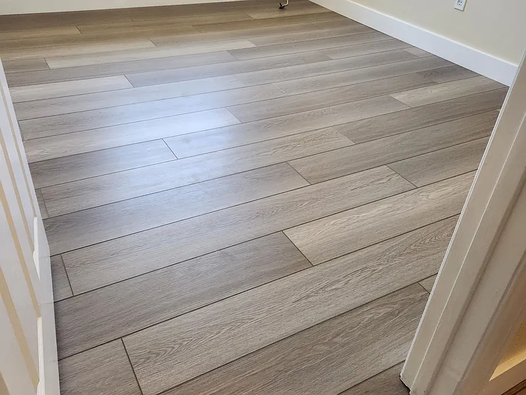 3738 Swift Ave — Photo 9