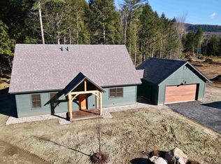 39 Estes Landing Rd, Moretown, VT 05660