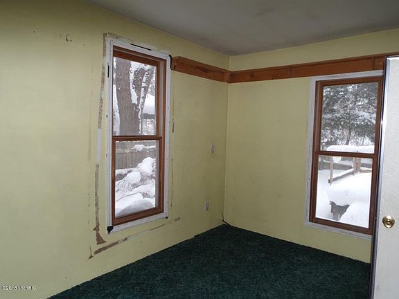 4th image of 2954 W Tonawanda Trl