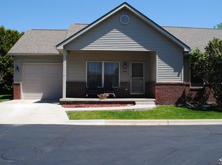 5280 Torrington Dr, Monroe, MI 48161