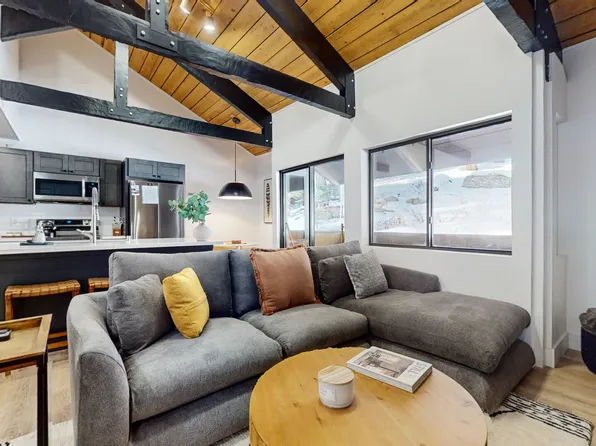 (undisclosed Address), Mammoth Lakes, CA 93546