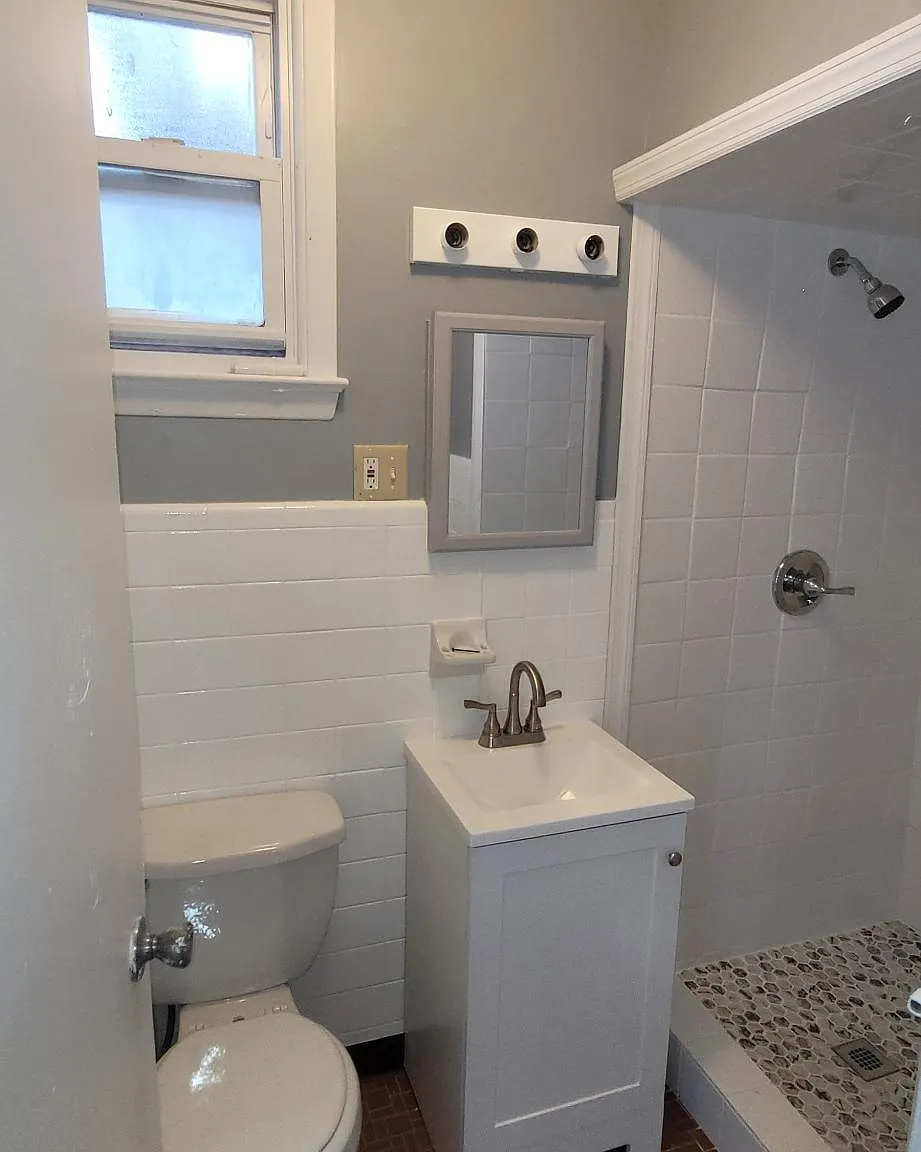 213 Westfield Ave — Photo 3