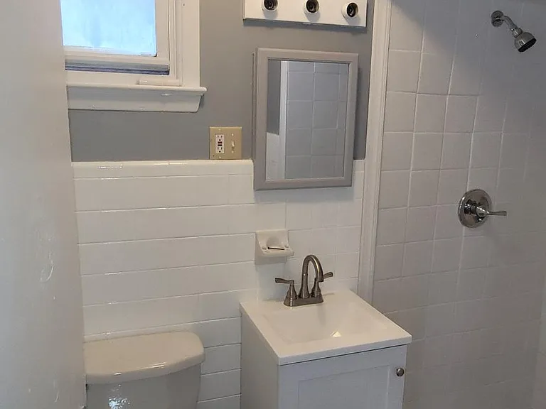 213 Westfield Ave #1L — Photo 3