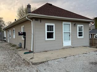 413 1/2 S Park St, Kewanee, IL 61443