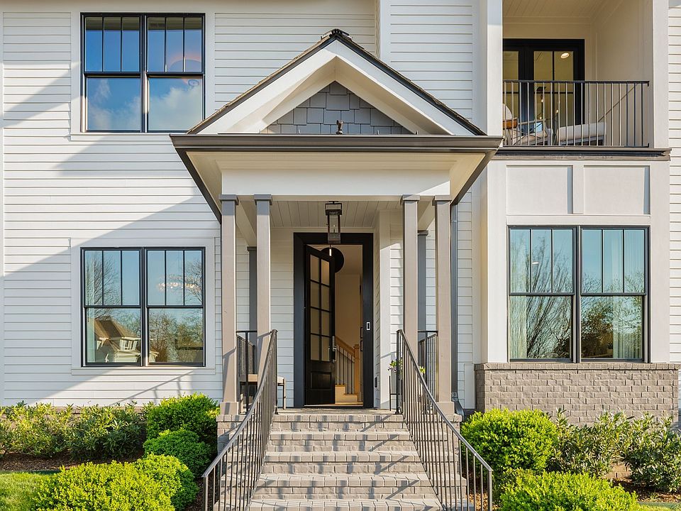 1st image of 326 Fair Park Ct
