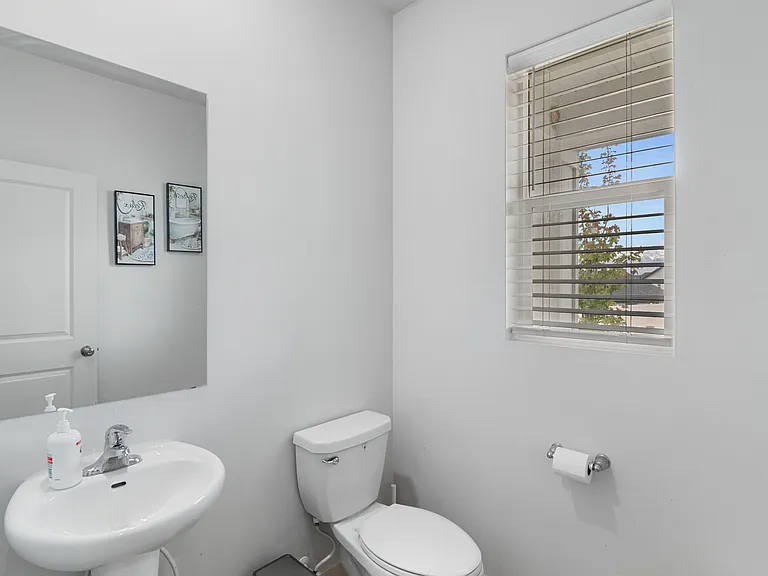 2613 N Snowberry Dr — Photo 10