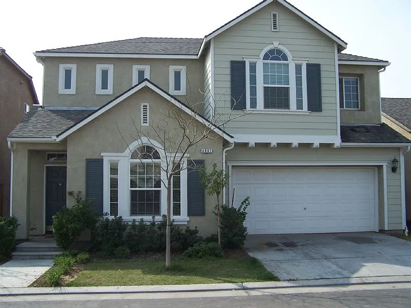 4087 W Pear Tree Ln photo 1