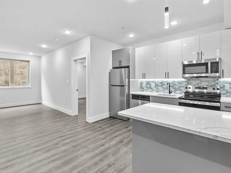 1108 W Dauphin St #201 — Photo 34