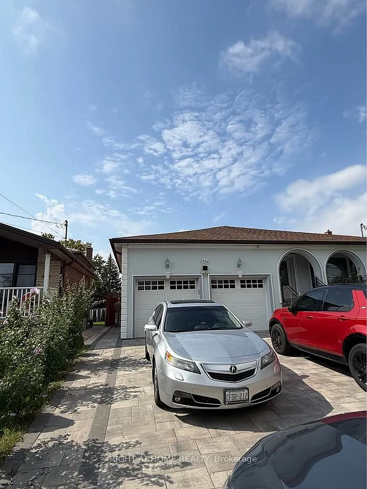 2 bed, $1,950 — Photo 1