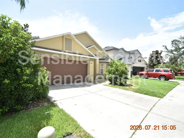 4033 Huntingdale Ct, Zephyrhills, FL 33543