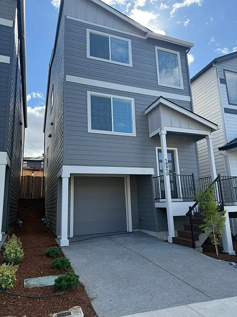 4 bed, 1868 sqft, $2,795 — Photo 1