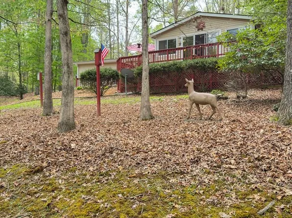 141 Rocky Cir, Blairsville, GA 30512