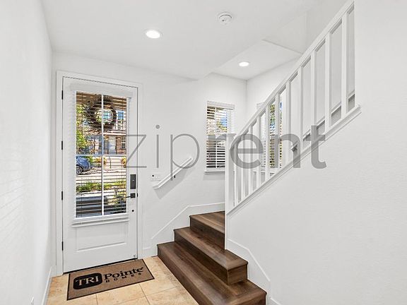 4th image of 2109 Donnells Ln