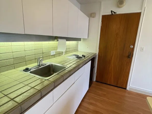 1750 Kalakaua Ave APT 1901, Honolulu, HI 96826