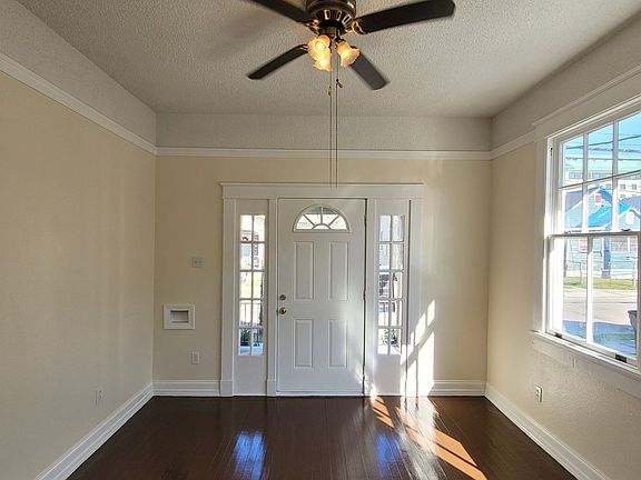 2nd image of 4710 Euphrosine St