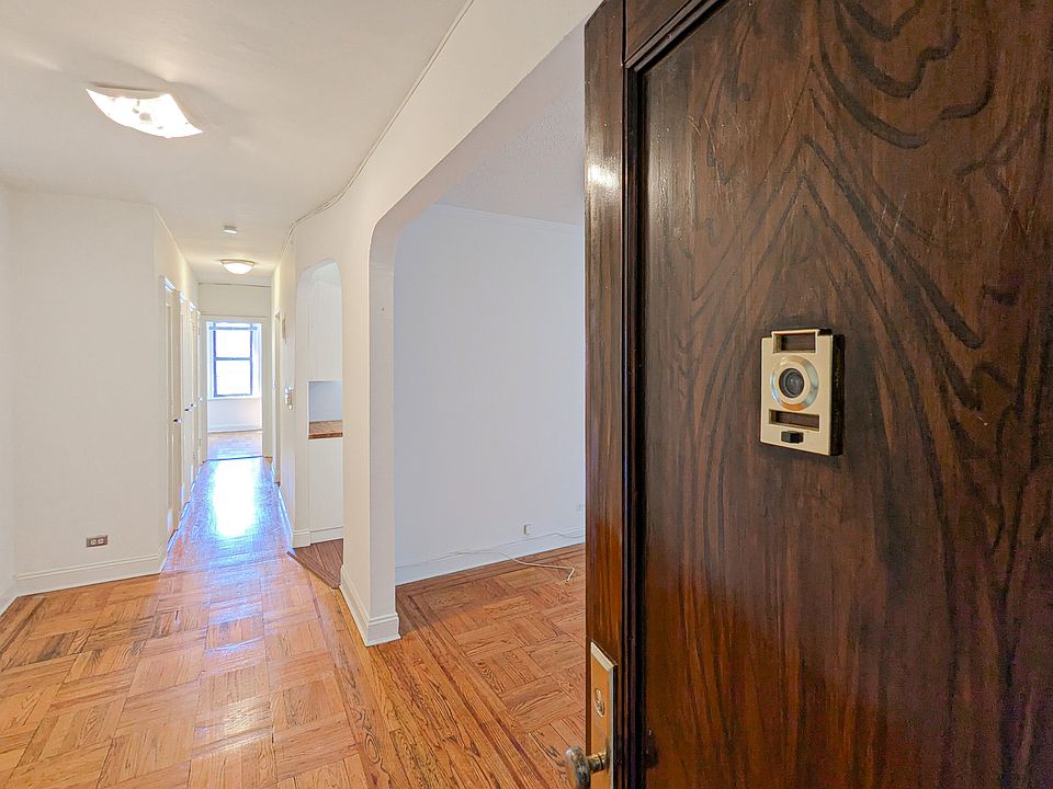 1st image of 1 W 126th St #6E