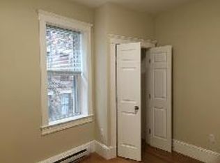 887 Huntington Ave APT 1, Boston, MA 02115