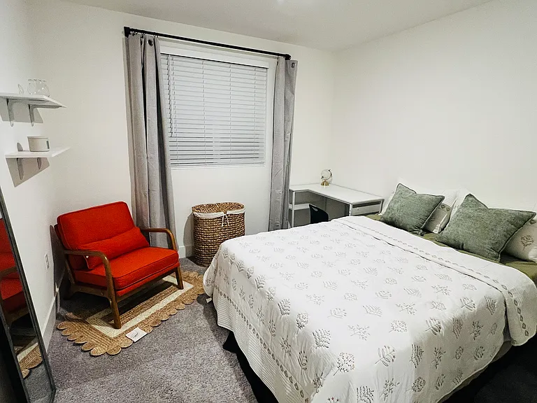 146 Goldback St — Photo 7
