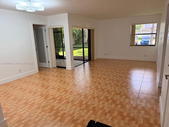 4th image of 11509 NW 10th St #11509