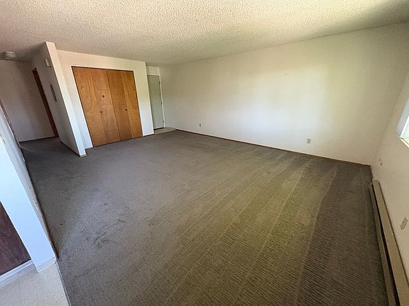 4th image of 1204 S Main St #6f307d9be