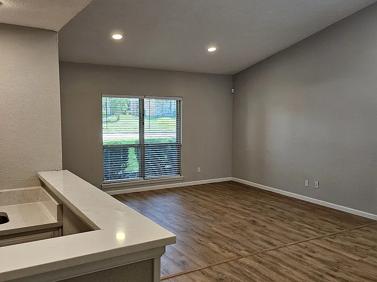 1344 Heidi Dr — Photo 11