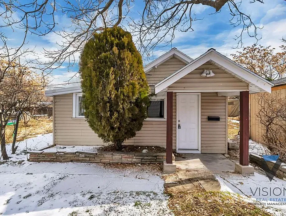 1 bed, 800 sqft, $1,195 — Photo 1