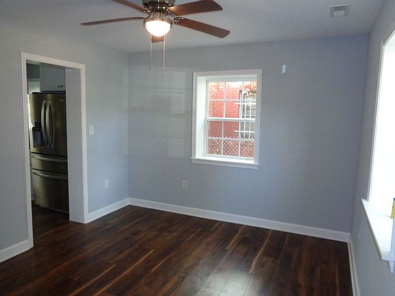 3rd image of 1905 Claiborne St