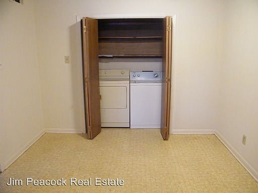 5th image of 11 Pinewood Ct
