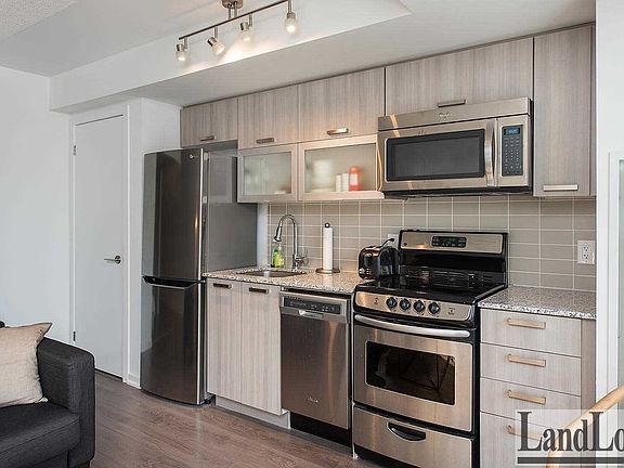 3rd image of 68 Abell St #6706