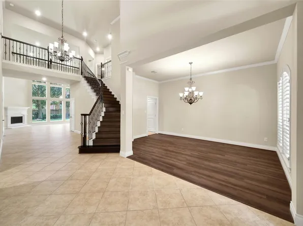 1730 Harmony Ave, Sugar Land, TX 77479