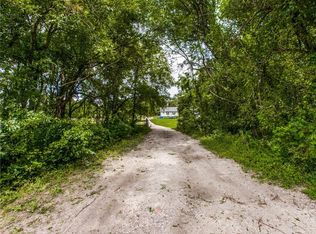 195 Gt Bailey Ln, Van Alstyne, TX 75495