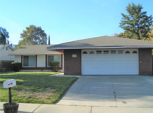 1105 Roosevelt Dr, Lake Elsinore, CA 92530