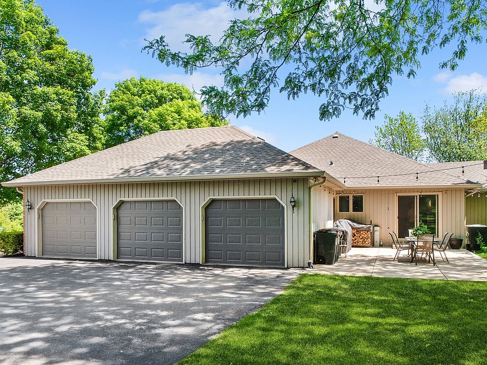 10 N Highview Cir, Hawthorn Woods, IL 60047 Zillow