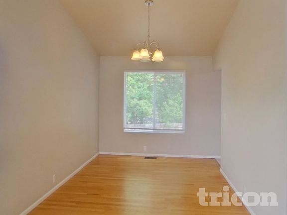 4th image of 8405 Sunbow Ct