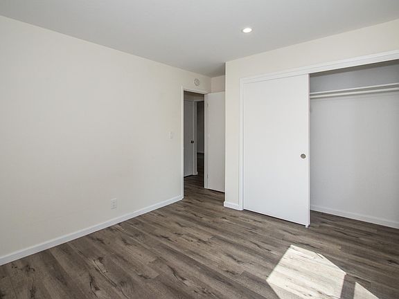 4th image of 285 College Ave #E