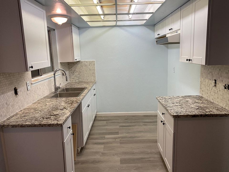 1st image of 1315 Saratoga Ave #3