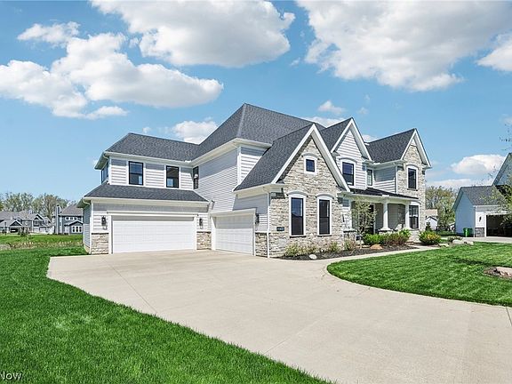 2nd image of 530 S Port Dr