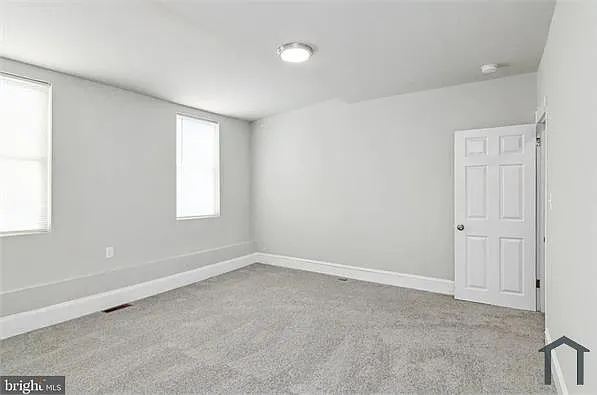 1627 N Caroline St — Photo 29