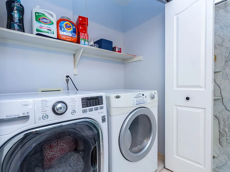 45520 Morningside Dr — Photo 36