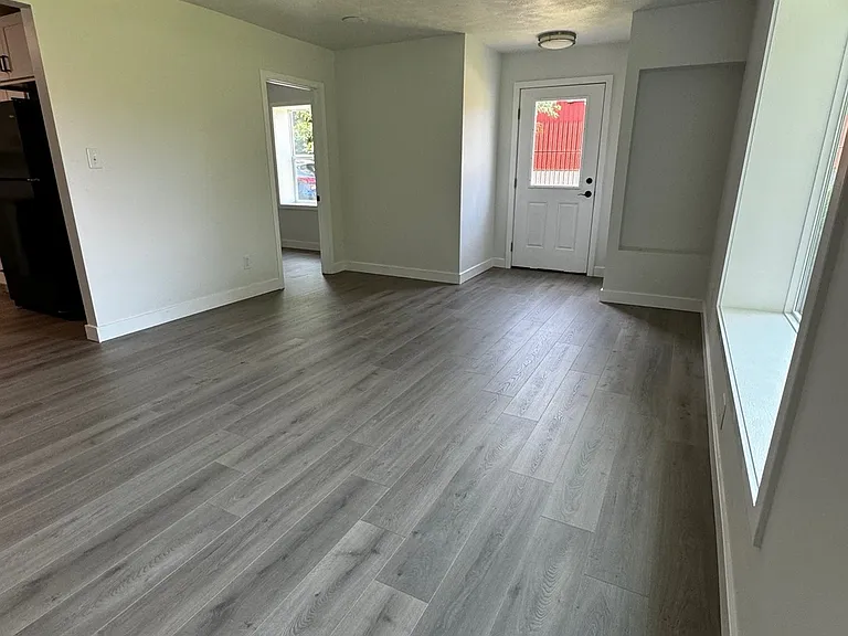 53445 Hickory Rd — Photo 3