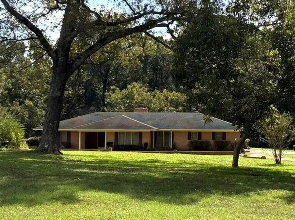 1206 Patroon Rd, San Augustine, TX 75972