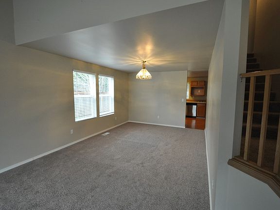 4th image of 1741 23rd Avenue Ct SE
