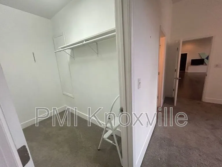523 N Bertrand St #205 — Photo 12